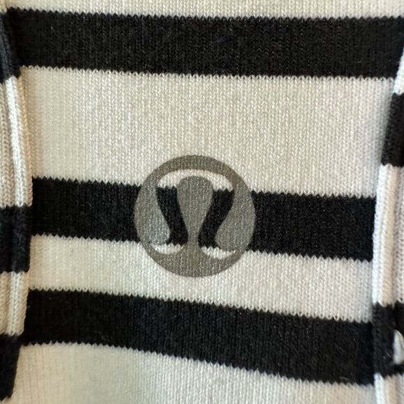 LULULEMON Cool Racerback Tank Top Black White Apex Stripe Size 0 - Picture 6 of 10